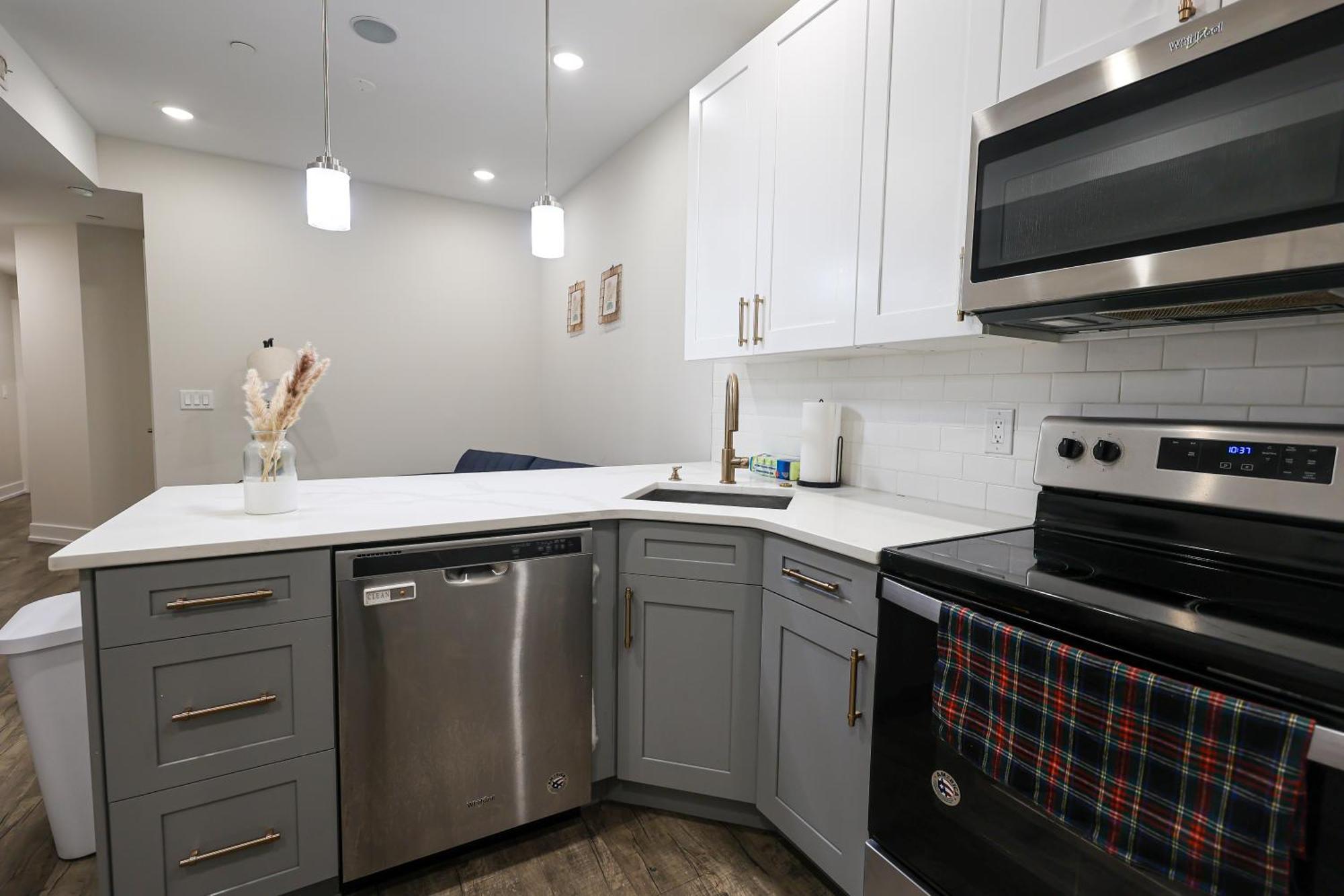 3bed3bath-temple-patioparkingdeskwd *